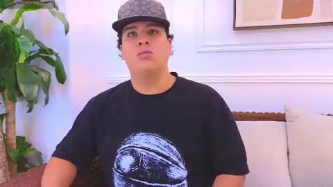 bennett_alejoo online show from 5, 7, 2026