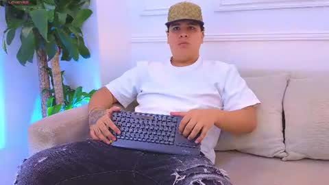 bennett_alejoo online show from 9, 7, 2026