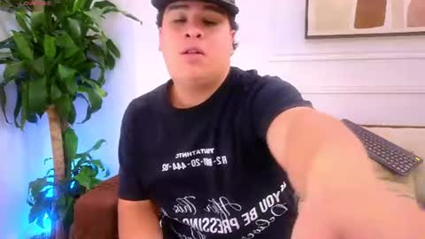 bennett_alejoo online show from 4, 8, 2026
