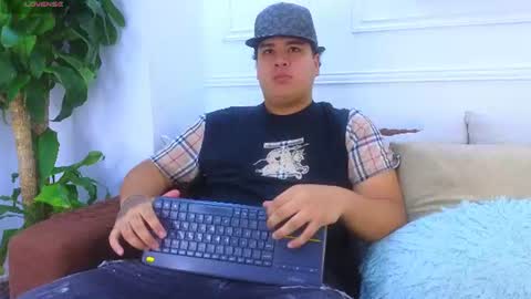 bennett_alejoo online show from 5, 8, 2026
