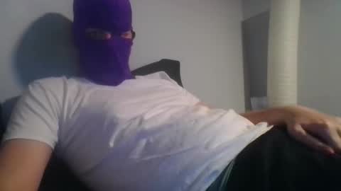 Snapshot of bennybueno chatting on 3, 4, 2026 bennybueno online show from 3, 4, 2026