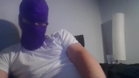 Snapshot of bennybueno chatting on 19, 4, 2026 bennybueno online show from 19, 4, 2026