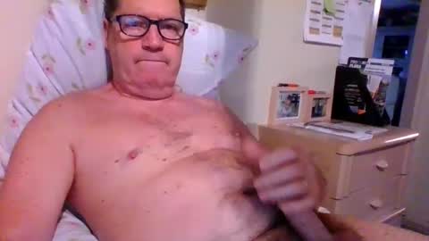 bennybutterfly007 online show from 10, 12, 2024