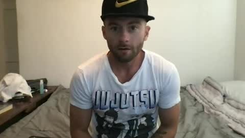 Snapshot of bentleysmooth chatting on 2, 8, 2026 bentleysmooth online show from 2, 8, 2026