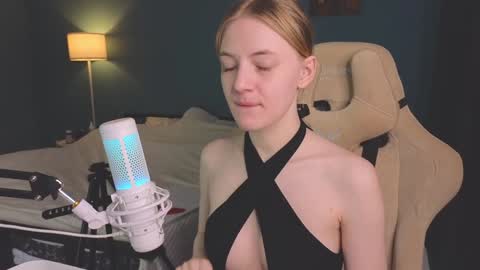 Alice online show from 6, 2, 2025