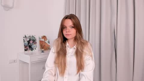 Julie online show from 18, 4, 2026