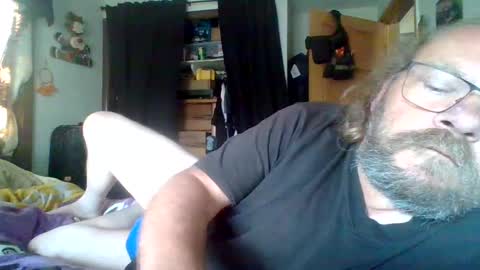 Snapshot of bergeeric1970 chatting on 8, 9, 2025 bergeeric1970 online show from 8, 9, 2025