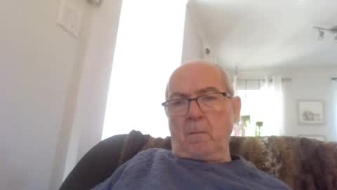 bernard1102 online show from 15, 7, 2026