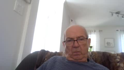 bernard1102 online show from 17, 7, 2026