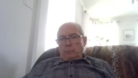 bernard1102 online show from 19, 7, 2026
