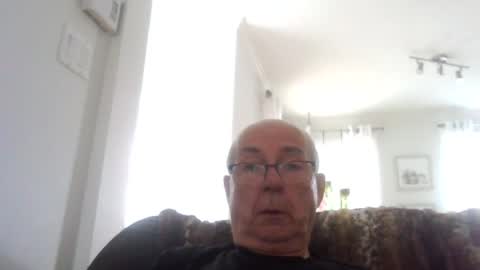 bernard1102 online show from 25, 7, 2026