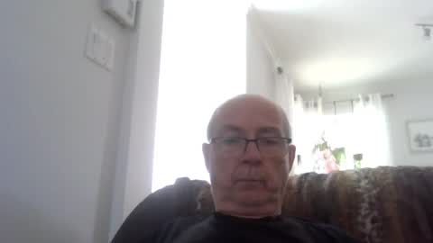 bernard1102 online show from 27, 7, 2026