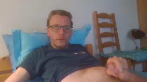 Snapshot of bernie484237 chatting on 20, 3, 2026 Bernie online show from 20, 3, 2026