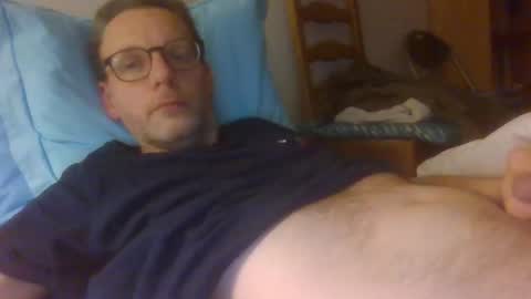 Snapshot of bernie484237 chatting on 22, 3, 2026 Bernie online show from 22, 3, 2026