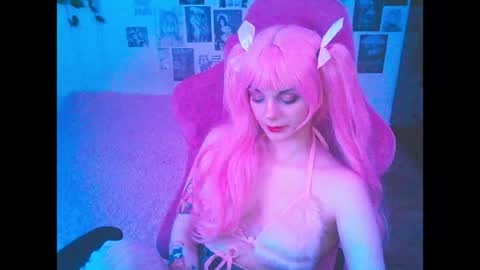 BerrieKitten online show from 4, 5, 2026