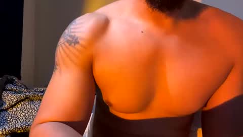 Snapshot of berriess_ chatting on 12, 3, 2025 berriess_ online show from 12, 3, 2025