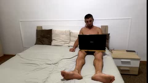 Snapshot of best_couple_for_u chatting on 4, 8, 2026 Alex and Victoria online show from 4, 8, 2026