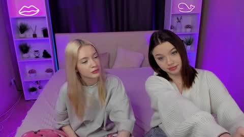 Snapshot of best_trip chatting on 27, 1, 2025 Danny and Kira online show from 27, 1, 2025