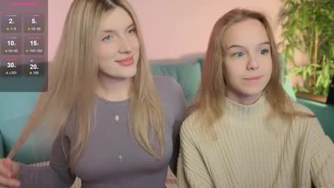 Snapshot of best_trip chatting on 12, 9, 2025 Danny and Kira online show from 12, 9, 2025