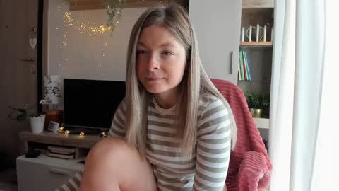 Vicky   online show from 24, 1, 2025