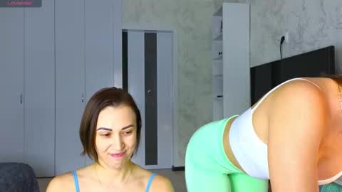 Snapshot of bestgirls2021 chatting on 6, 3, 2025 Hellen and Natali online show from 6, 3, 2025