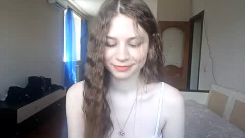 Snapshot of bethkallberg chatting on 18, 6, 2026 Leila online show from 18, 6, 2026