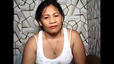 betty_83 online show from 15, 4, 2026