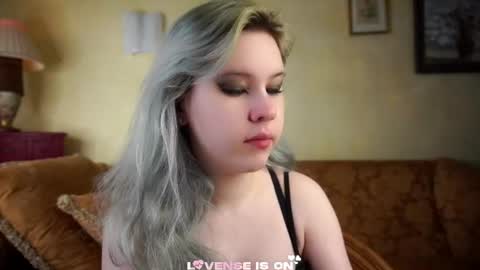 Eliz online show from 8, 7, 2026