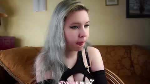 Eliz online show from 12, 7, 2026