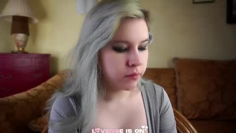 Eliz online show from 17, 7, 2026