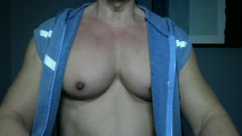 BGDKMUSCLEGUY - SELECTED BY CHATURBATE AS A TOP BROADCASTER FOR 2023 online show from 30, 12, 2024