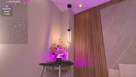 biancaa__18 online show from 25, 6, 2026