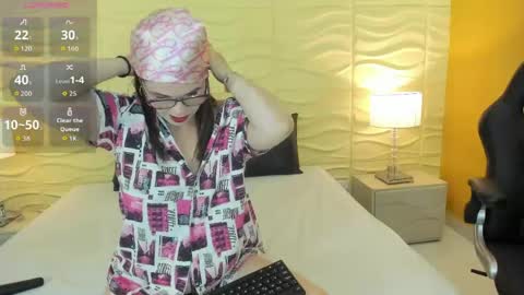 Snapshot of biancaroyalle chatting on 19, 4, 2026 Bianca Royalle online show from 19, 4, 2026