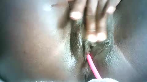 pretty online show from 14, 2, 2025