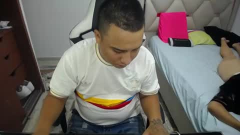 Snapshot of big_ass_big_dick chatting on 17, 6, 2026 Vero and Jack online show from 17, 6, 2026