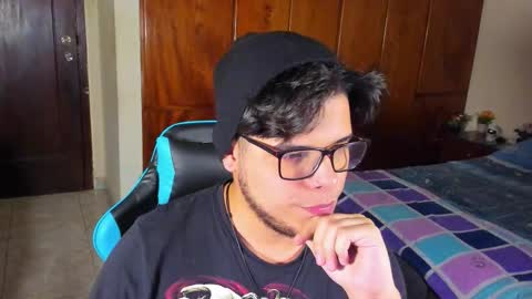 Snapshot of big_cockjughead chatting on 14, 11, 2025 Logan Sprouse online show from 14, 11, 2025