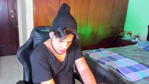 Snapshot of big_cockjughead chatting on 22, 12, 2025 Logan Sprouse online show from 22, 12, 2025