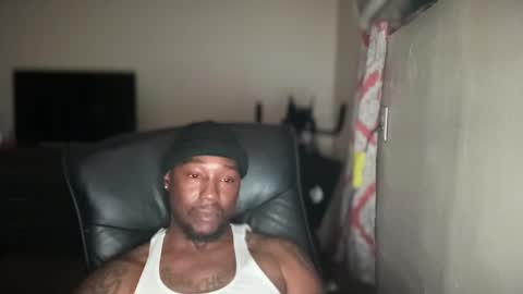 Snapshot of bigbackwoodcali chatting on 22, 2, 2025 bigbackwoodcali online show from 22, 2, 2025