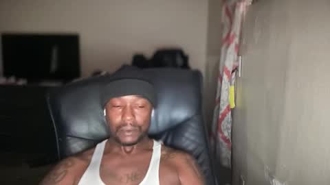 Snapshot of bigbackwoodcali chatting on 8, 11, 2025 bigbackwoodcali online show from 8, 11, 2025