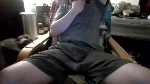 Snapshot of bigbagz2021 chatting on 5, 12, 2025 BigBagz online show from 5, 12, 2025