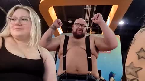 BigBear4Cuddles online show from 10, 4, 2026