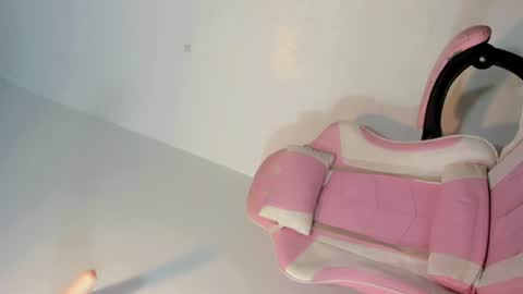 kendra online show from 2, 8, 2026