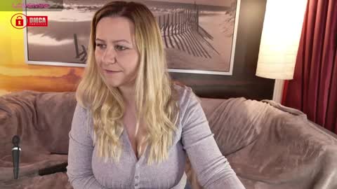 BigBoobsArri online show from 5, 3, 2025