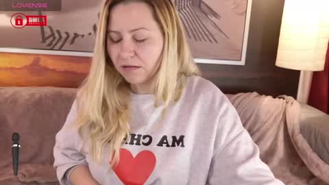 BigBoobsArri online show from 6, 3, 2025