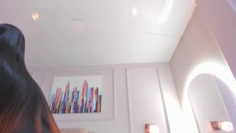   online show from 18, 11, 2025