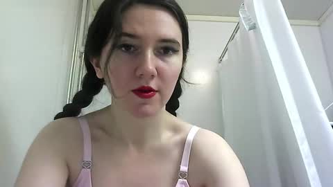 Isabella online show from 30, 10, 2025