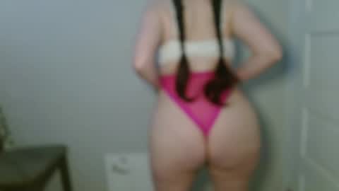 Isabella online show from 24, 11, 2025