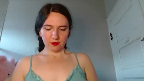 Isabella online show from 10, 7, 2026
