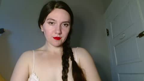 Isabella online show from 21, 7, 2026