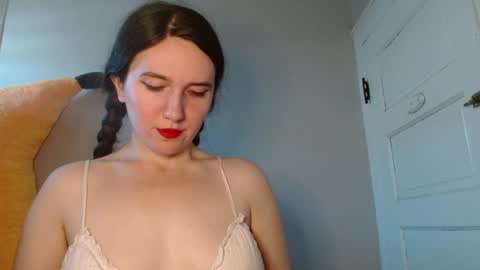 Isabella online show from 23, 7, 2026